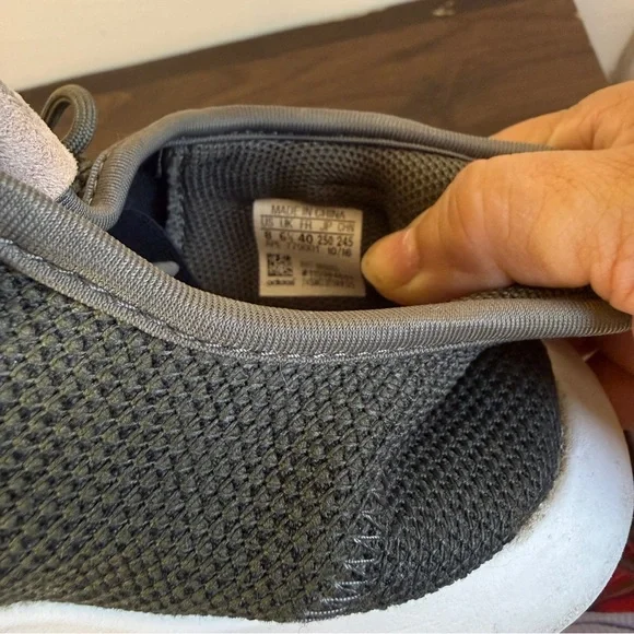 Adidas Originals Tubular Shadow "Trace Cargo" - Minimalist Streetwear Sneakers - Picture 7 of 7